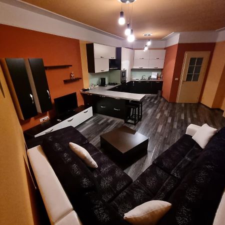 Moonshine Apartament Tirana Eksteriør billede